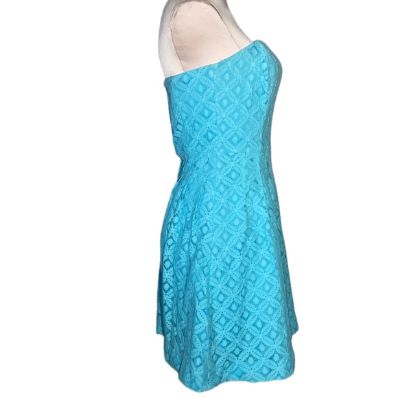 Lilly Pulitzer strapless aqua eyelet dress. Size 0. Completely lined - Picture 4 of 9